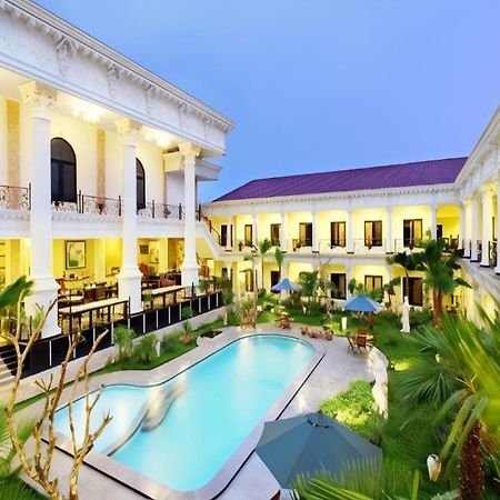 The Grand Palace Hotel Yogyakarta Exterior foto