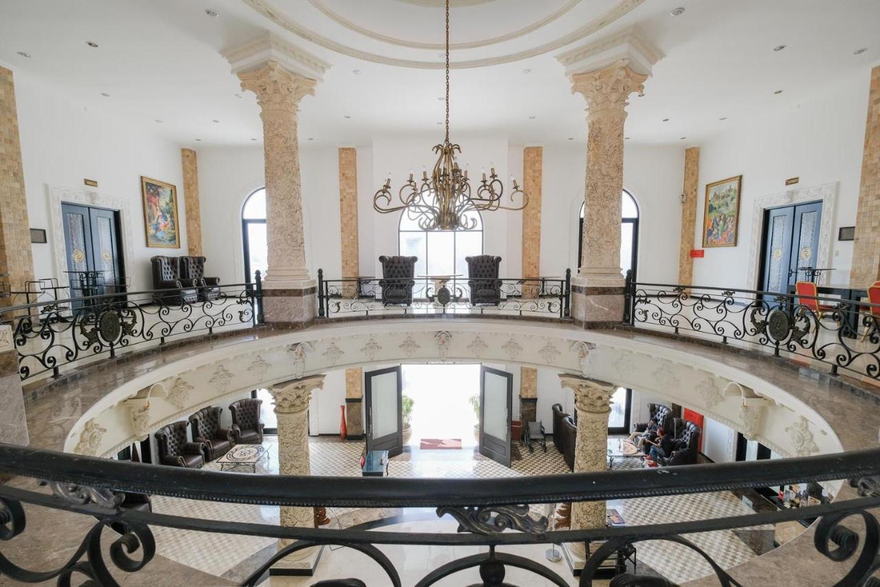 The Grand Palace Hotel Yogyakarta Exterior foto