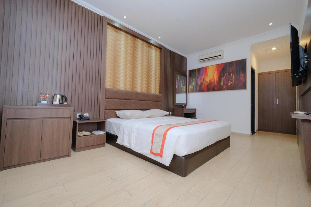 The Grand Palace Hotel Yogyakarta Exterior foto
